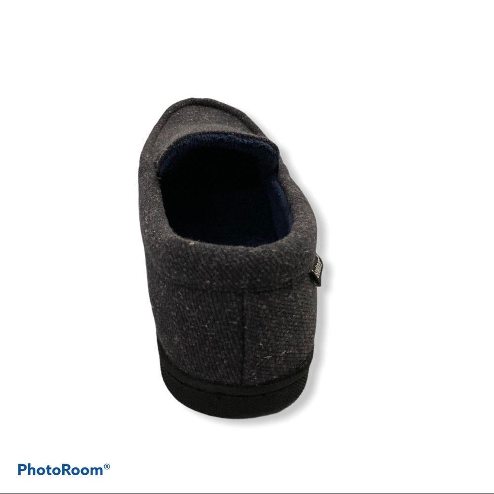 Isotoner Slippers - Picture 5 of 7
